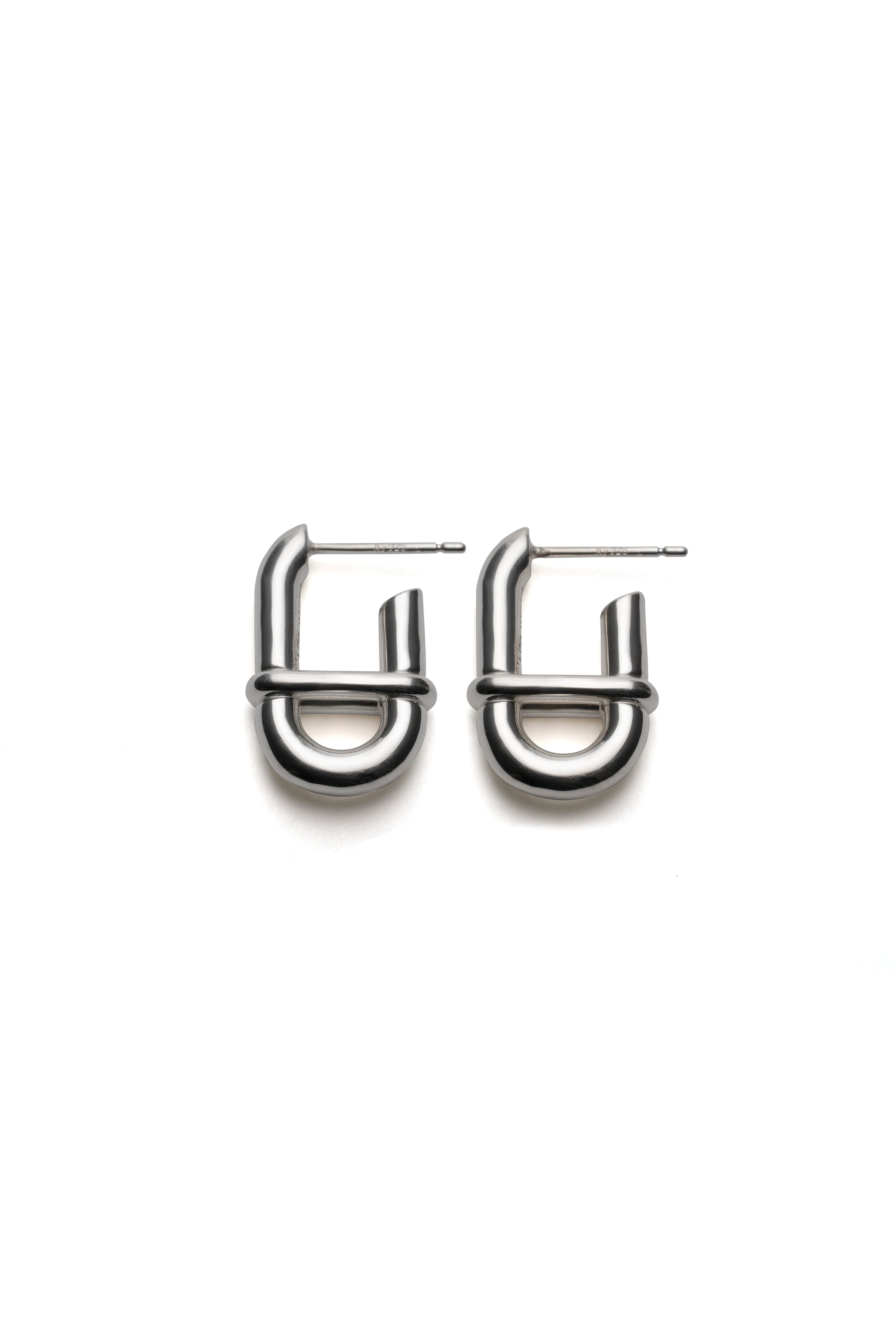 T*K様 ISIR ピアス 18_51c2e275-e369-4f25-a82d-