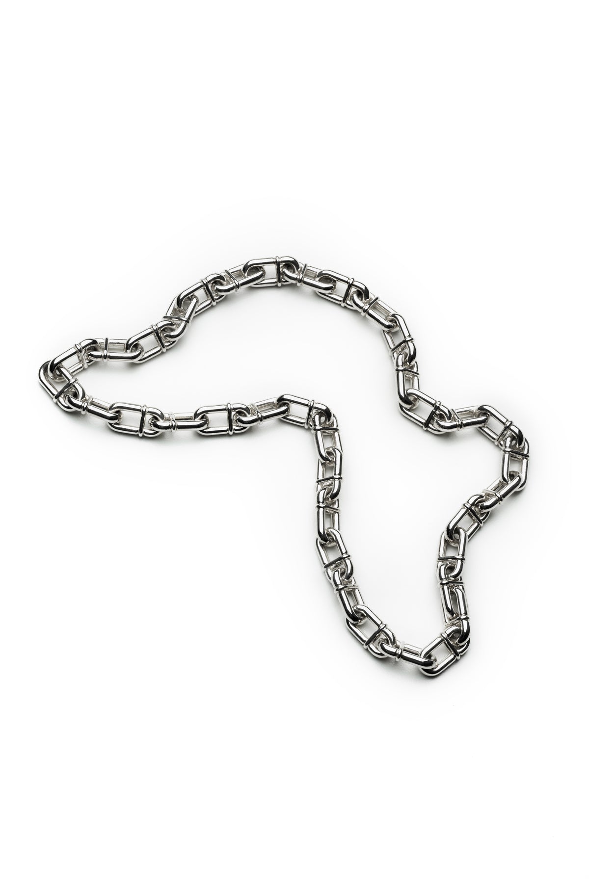 SC CHAIN NECKLACE