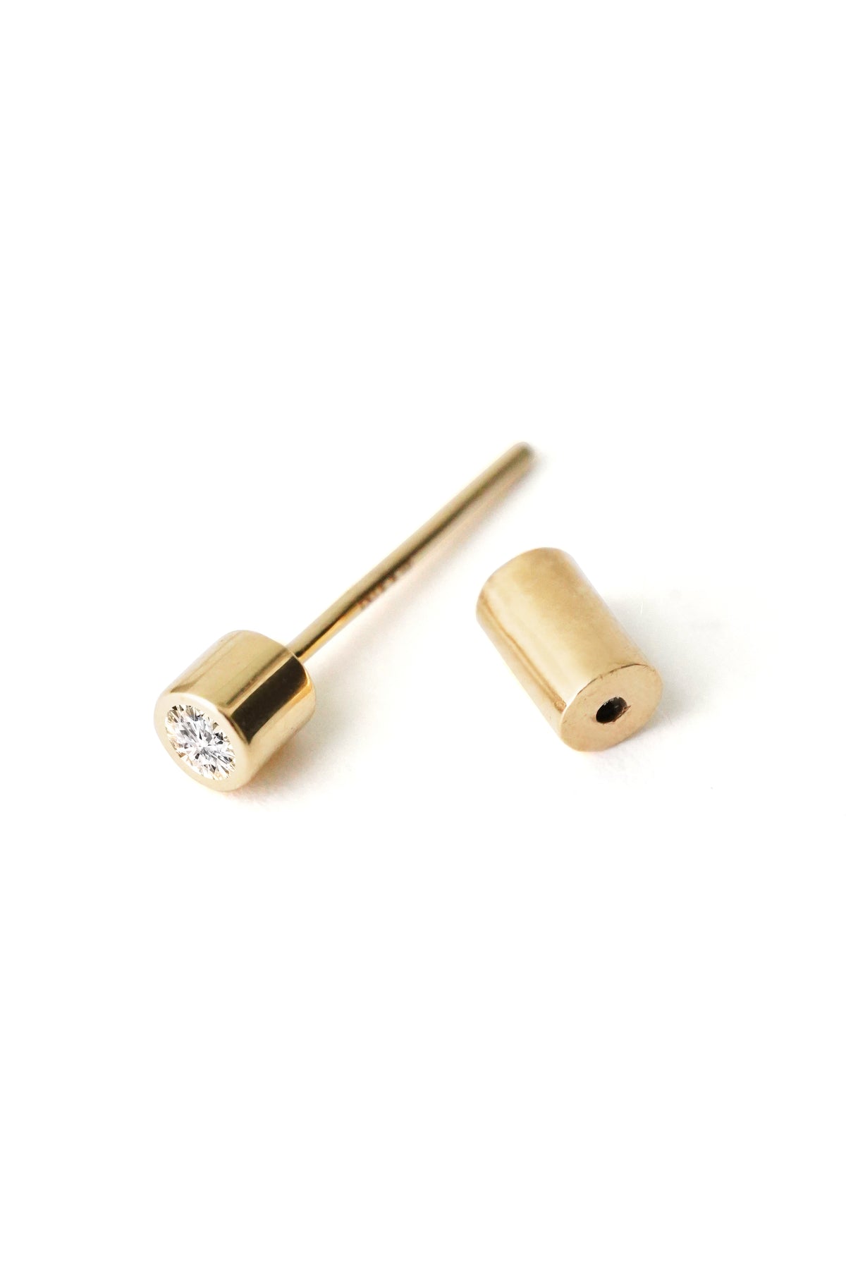 LI POST PIERCE (DIAMOND/SINGLE)