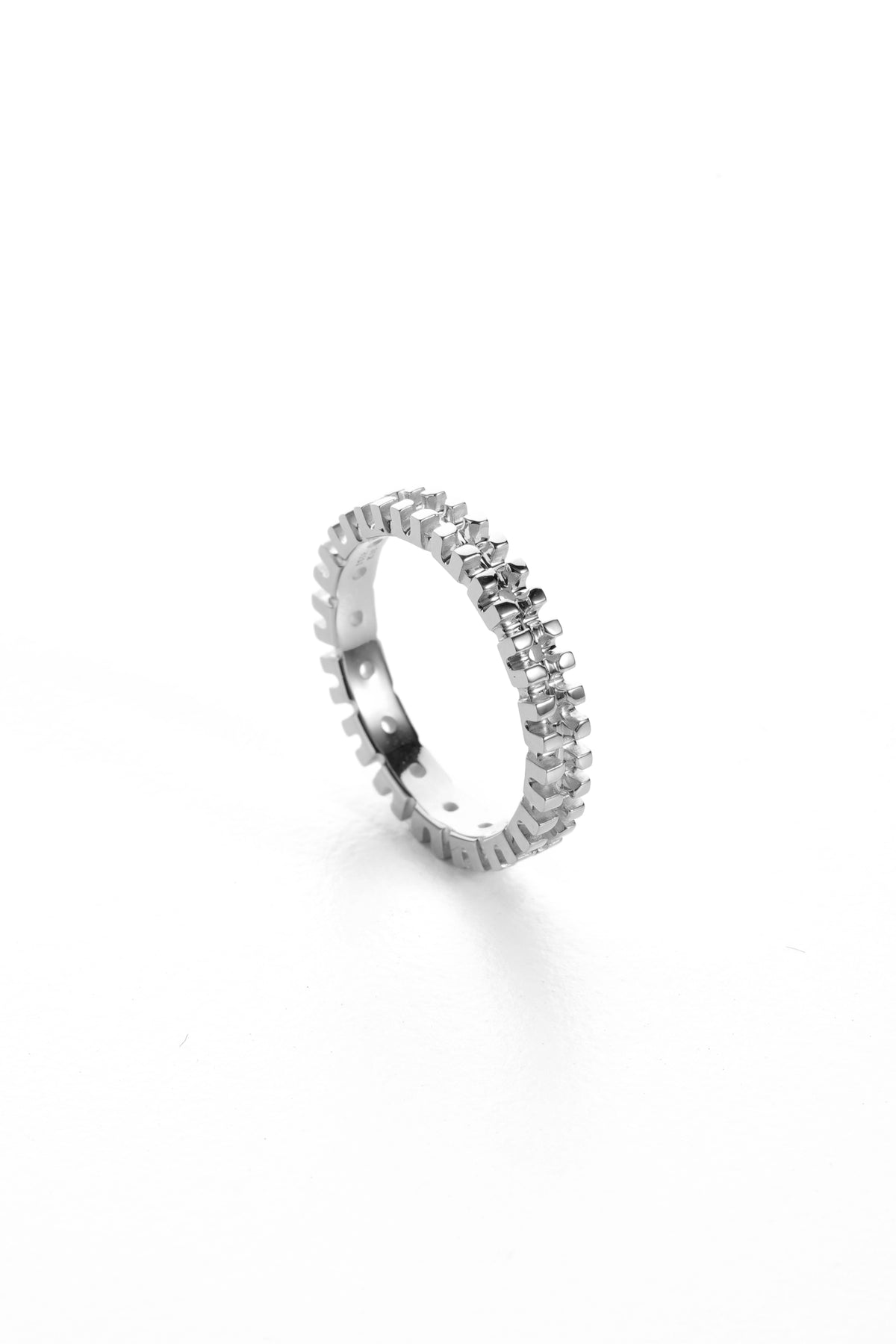 AR RING (PT900)