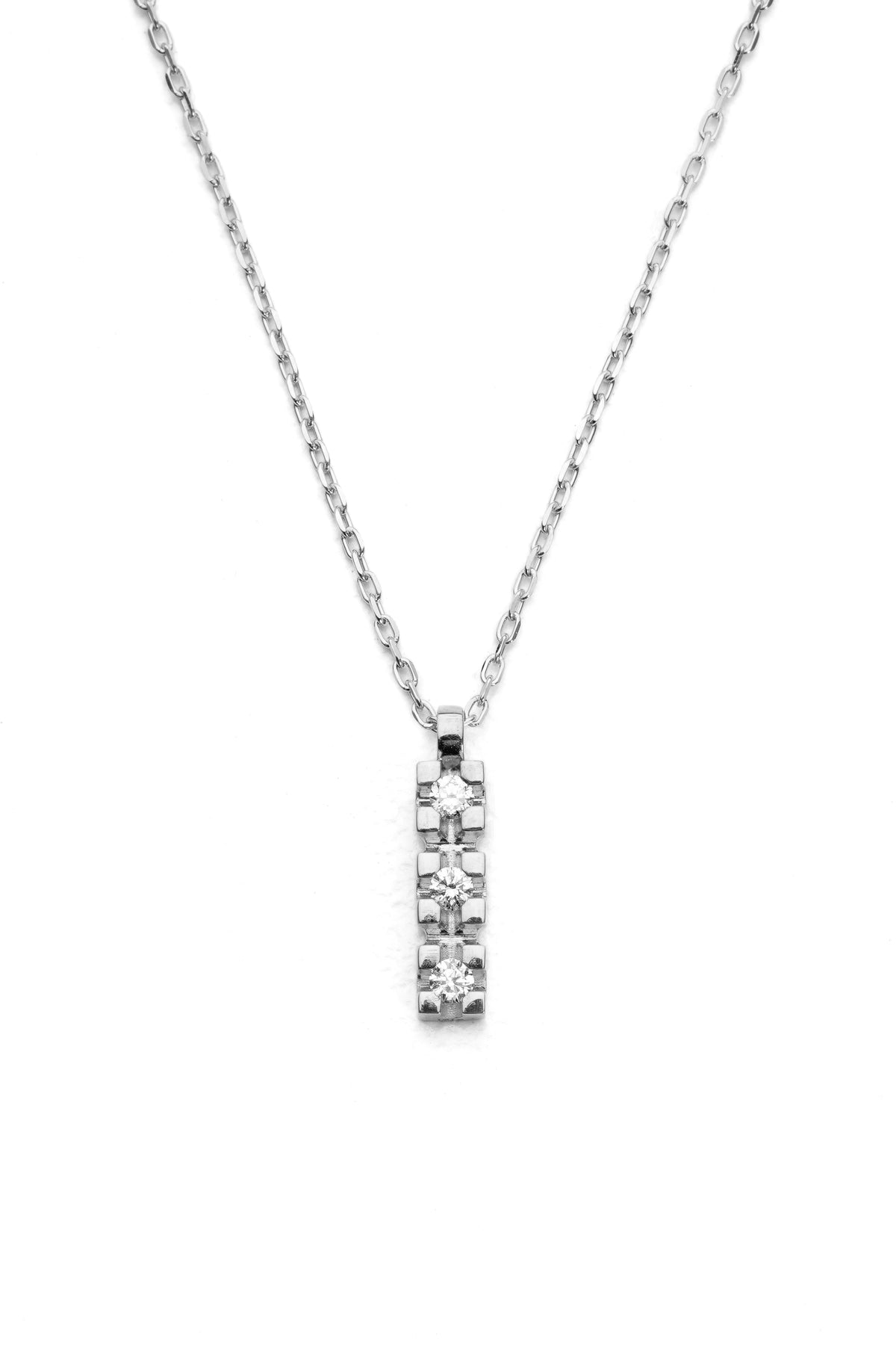 AR NECKLACE M DIA (PT900)