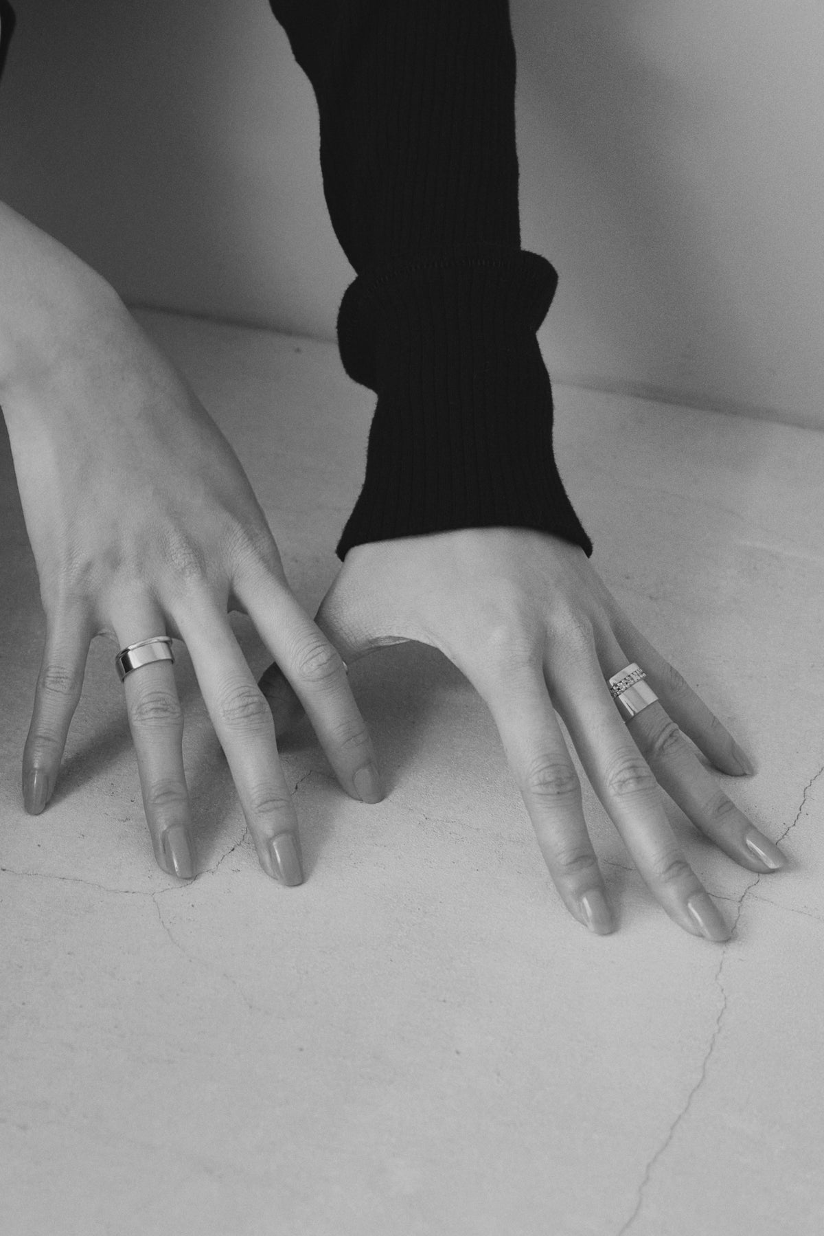 AR RING (PT900)