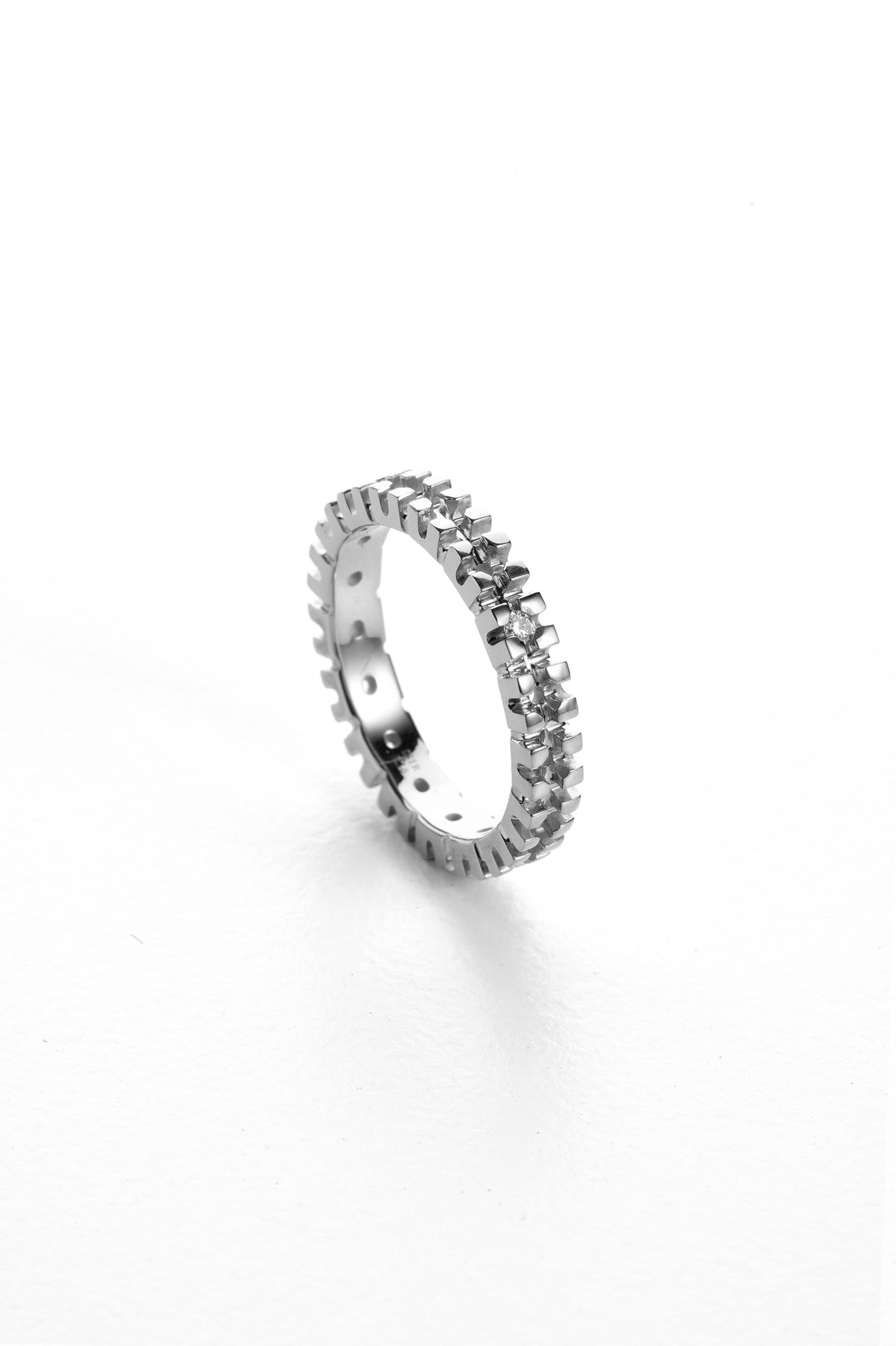AR RING DIA (PT900)