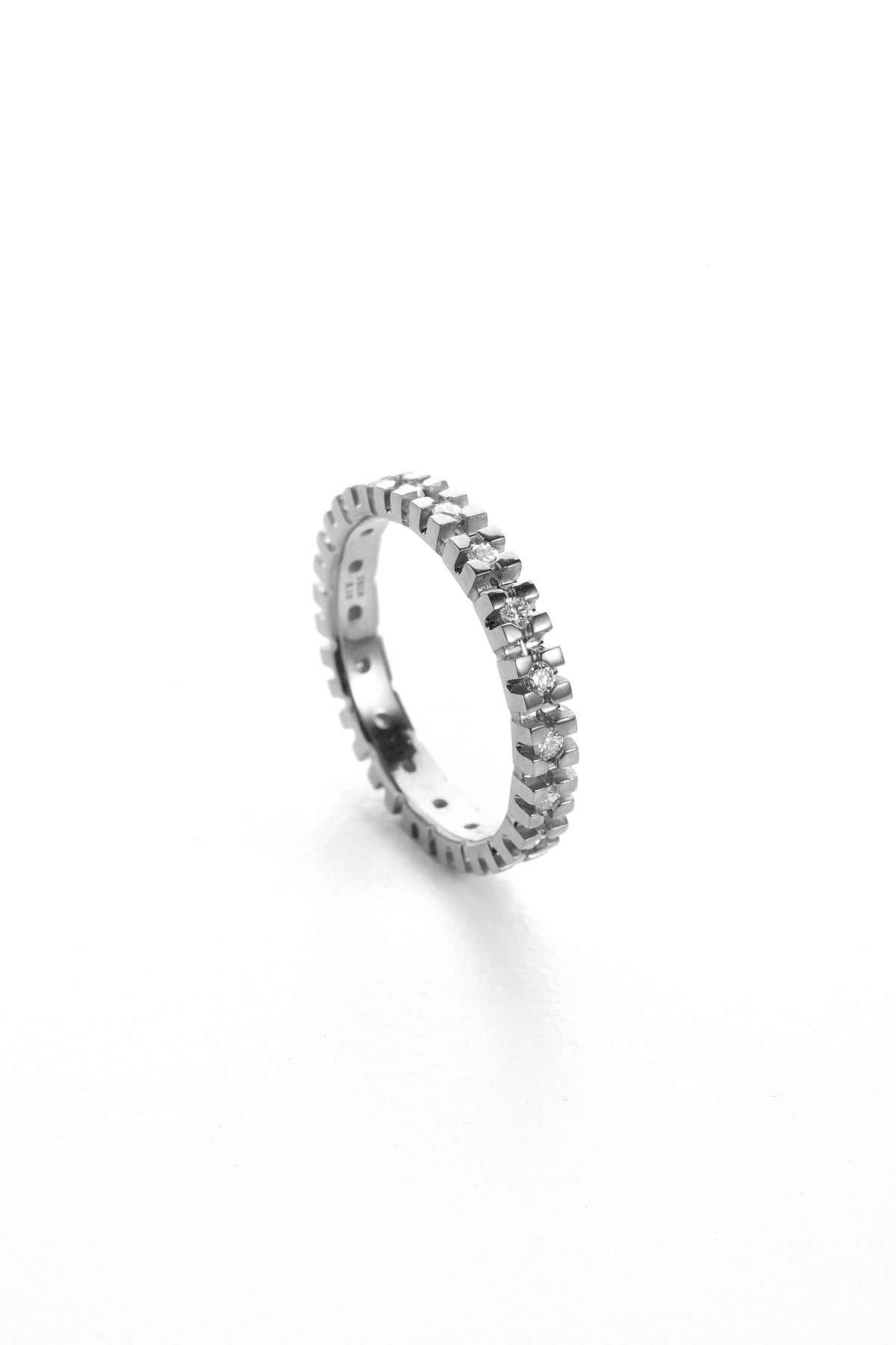 AR RING LUXE (PT900)